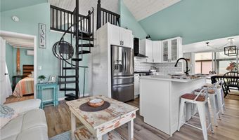 9168 Applewood St, Angola, NY 14006