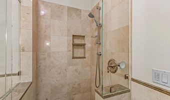 551 Strawberry Ln, Ashland, OR 97520