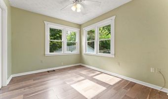 5916 Woodmont Ave, Cincinnati, OH 45213