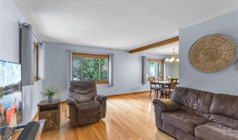 135 Knollwood St W, Annandale, MN 55302