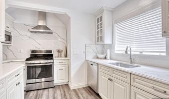 203 New York Ave, Bergenfield, NJ 07621