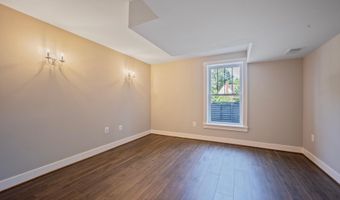 2100 PATRICK HENRY Dr, Arlington, VA 22205