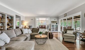 42037 N Old Lake Ave, Antioch, IL 60002