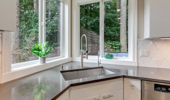 16870 SW RED ROCK Way, Beaverton, OR 97007