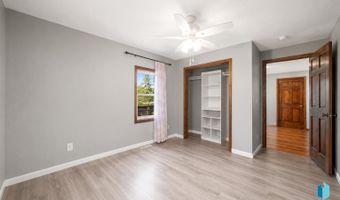 48246 264th St, Brandon, SD 57005