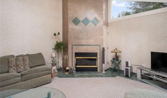 22 Golden View Dr, Johnston, RI 02919
