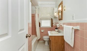 8422 Niver Ave, Allen Park, MI 48101