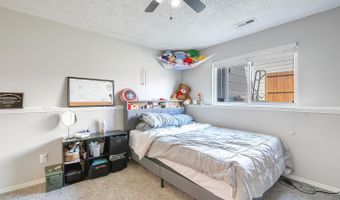 5240 E Ashton Ct, Bel Aire, KS 67220