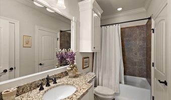 822 Osagian Cir, Brandon, MS 39042