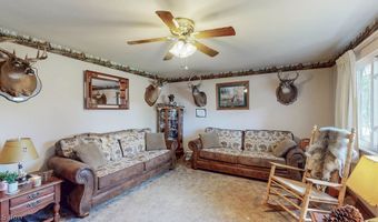 1195 New Milford Rd, Atwater, OH 44201