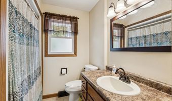 2406 S FOUNTAIN Ave, Appleton, WI 54915