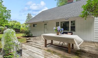 4 CALVIN Ct, Rockville, MD 20851
