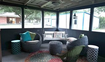 708 W First St, Hico, TX 76457