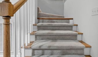 178 HUNTINGTON Trce, Anniston, AL 36207