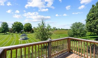 126 Deep Springs Dr, Bardstown, KY 40004
