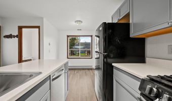 424 E Manor Ave, Anchorage, AK 99501