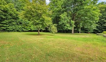 72021 Romeo Plank Rd, Armada, MI 48005