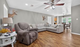 13 Foxwood St, Arkadelphia, AR 71923