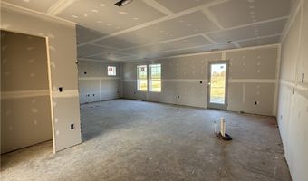 188 Buggy Top Ln, Autryville, NC 28318