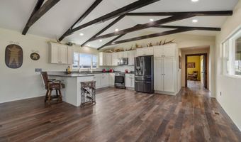 7122 E Langell Valley Rd, Bonanza, OR 97623