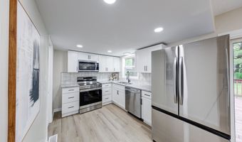 444 Buffalo Dr, Indianapolis, IN 46217