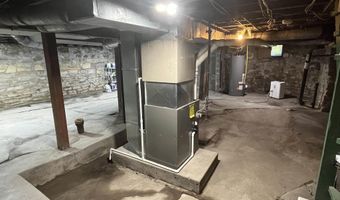325 S Main St, Albia, IA 52531