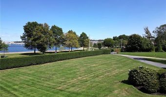 1 Harborview Dr, Newport, RI 02840