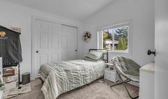 20923 NE FILBERT St, Aurora, OR 97002