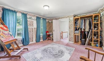 60 Chaplin St, Chaplin, CT 06235