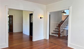 5 Ellwood Pl, Newport, RI 02840