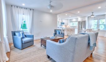 82 Thimble Island Rd, Branford, CT 06405