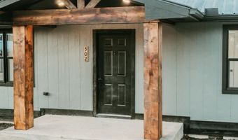 502 Bunch Ave, Ava, MO 65608