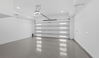 2321 N RICHMOND St, Arlington, VA 22207