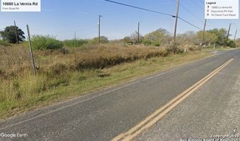 10660 LA VERNIA Rd, Adkins, TX 78101