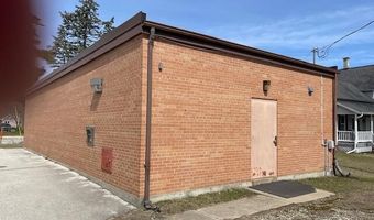5871 Main St, Abrams, WI 54101