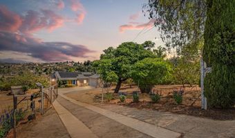 950 S Grade Rd, Alpine, CA 91901