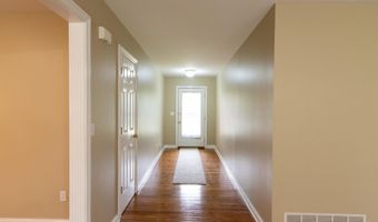 915 Woods Run Rd, Bardstown, KY 40004
