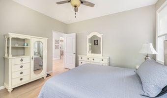 2070 Lakeside Dr W, Alloway, NJ 07422