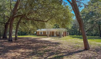 5703 Old River Rd, Baker, FL 32531