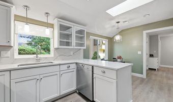 147 Mallard Dr 147, Avon, CT 06001