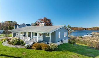 1 Delray Dr, Narragansett, RI 02882