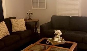 408 W 4th St 1F, Alton, IL 62002