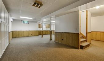 6720 S Shore Dr, Altoona, WI 54720