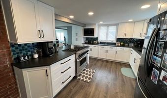 21 Groveway 21, Clinton, CT 06413