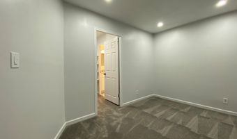 5340 HOLMES RUN Pkwy 1003, Alexandria, VA 22304