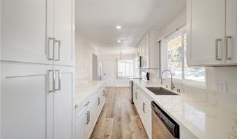 3504 Pioneer Cir, Las Vegas, NV 89107