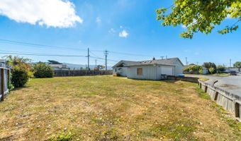 2002 11th St, Arcata, CA 95521