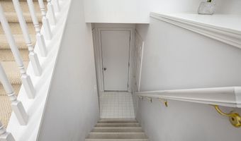 2846 Barclay Way, Ann Arbor, MI 48105