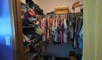 8005 Stone Castle Rd, Athens, OH 45701