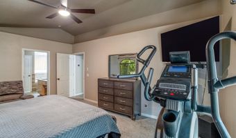 402 N 2370 E, St. George, UT 84790